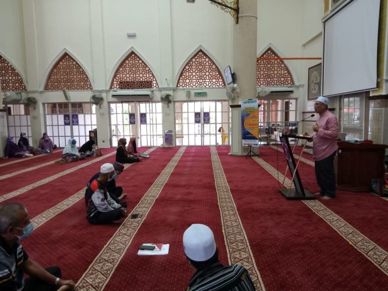 Sukarelawan Ke Masjid Inisiatif Pemantapan Say Terengganu Yayasan